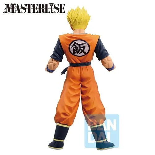 Dragon Ball Z Future Son Gohan Dueling to the Future Masterlise Ichibansho Statue